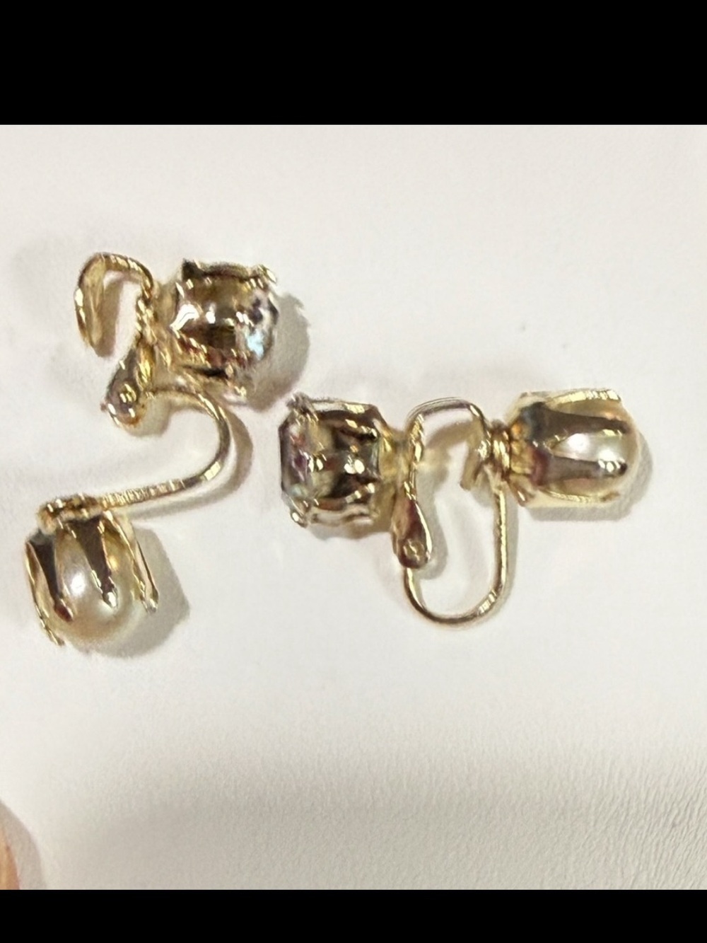 Vintage gold tone & faux pearl double sided clip-on earrings Women’s jewelry